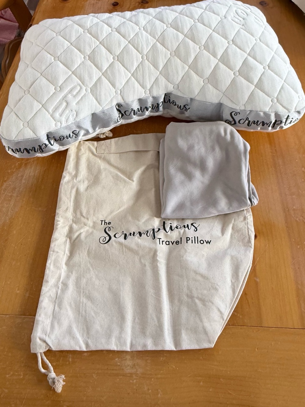 New In Box Honeydew Sleep Company The Scrumptious Travel Pillow Retail $219 - Picture 7 of 12